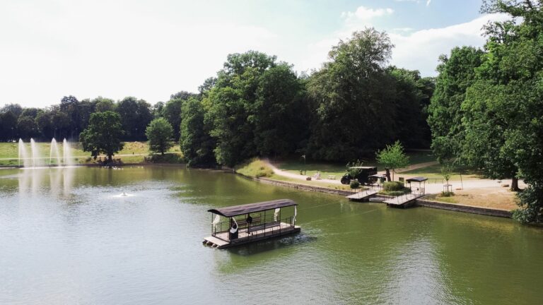 A Cross-Cultural Wedding Celebration in the Heart of Brussels