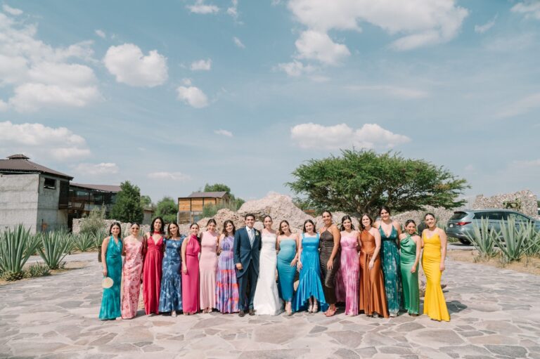 A Color-Drenched Mexican Wedding in San Miguel de Allende Filled With Spring Blooms & Cultural Charm