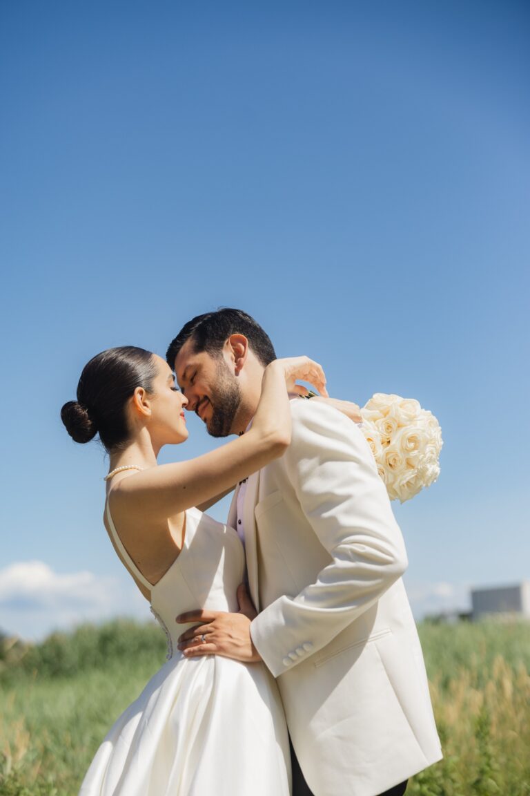 A Joyful Blue Mountain Resort Wedding Weekend Filled With Music, Meaning & Mountain Views