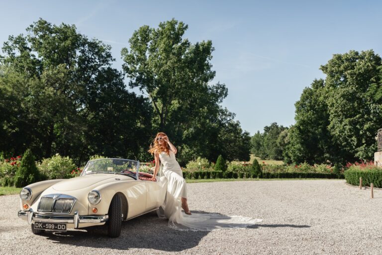 Modern French Château Wedding Inspiration at Château du Causse